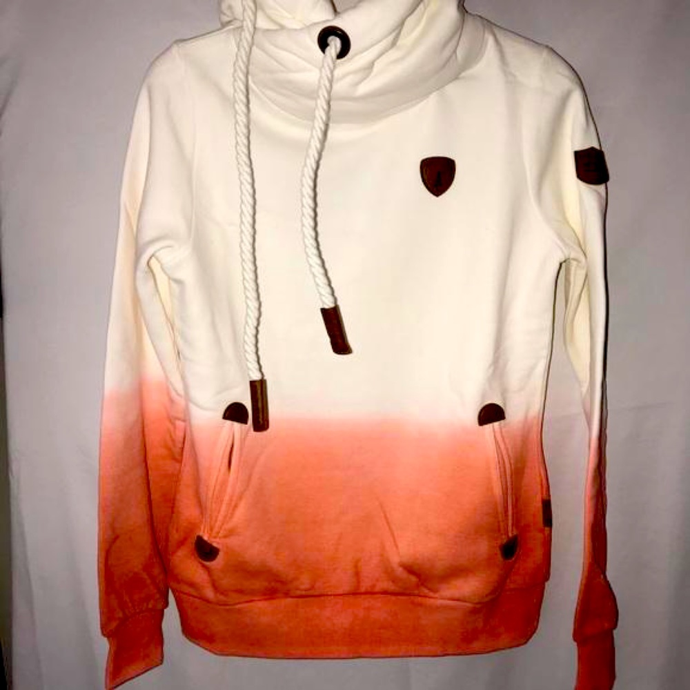 NWT Dip Dye Wanakome